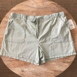 NEW 1X 16W-18W Women's Sage Drawstring Shorts